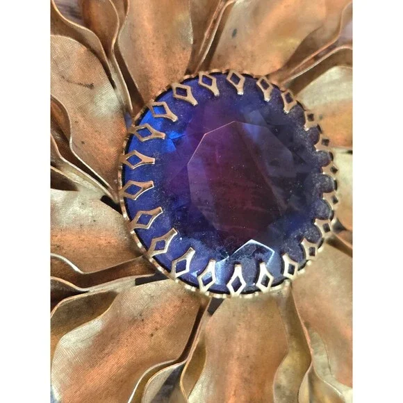 Vintage Style Gold Tone Flower Brooch Purple Blue Faceted Center Statement #351 - Picture 3 of 10